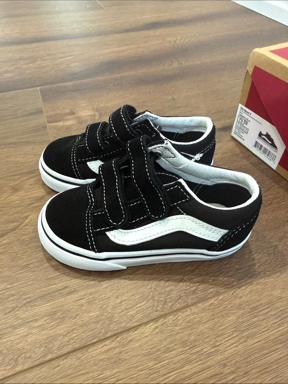 Vans Kids Black & White Old Skool Hook-and-Loop Sneakers
